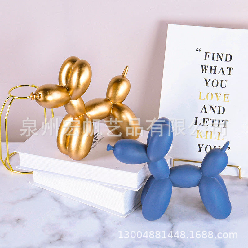 Nordic Dog Sculpture — Modern Luxury Desktop & Shelf Ornament