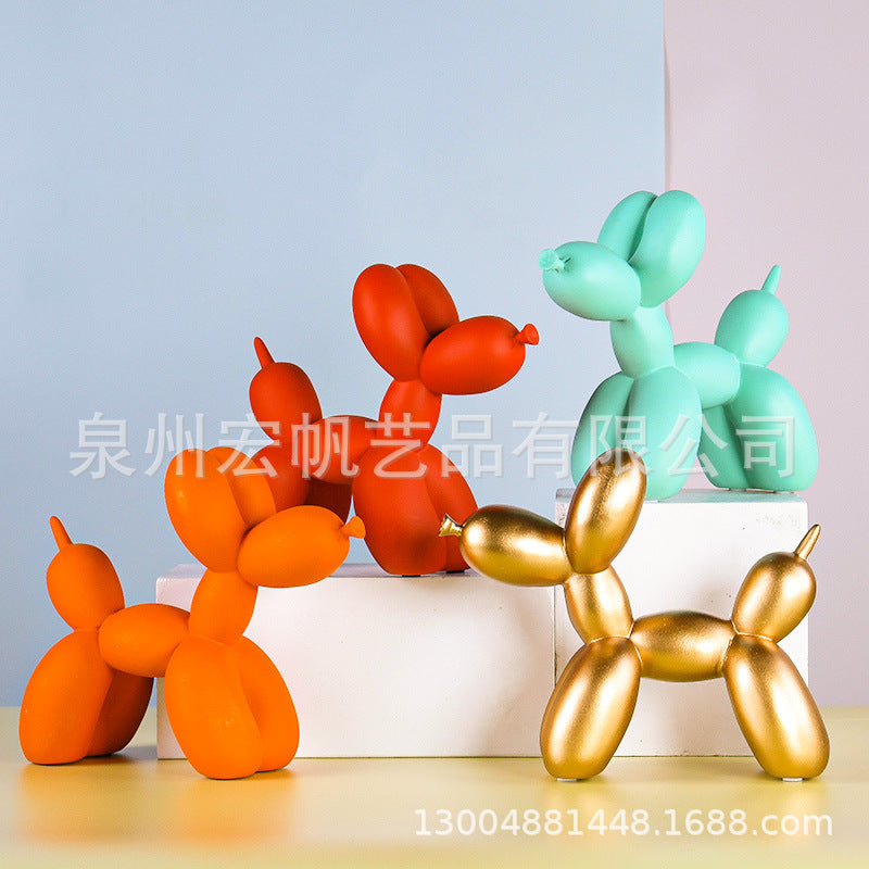Nordic Dog Sculpture — Modern Luxury Desktop & Shelf Ornament